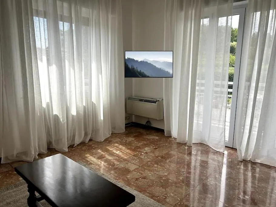 Parkview House A Ponteranica Apartment